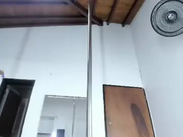 Chaturbate Best live sex cam show of venuss_03