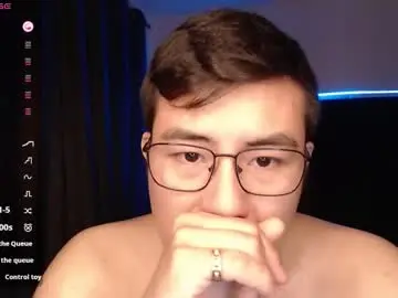 Chaturbate Adult Webcam of andrewmhilton_