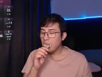 Chaturbate Adult Webcams of andrewmhilton_