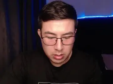 Chaturbate Watch Live Sex Cams of andrewmhilton_