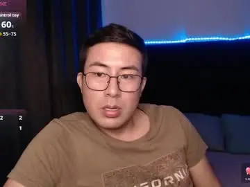 Chaturbate Adult Video Chat of andrewmhilton_