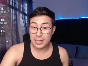 Chaturbate Live Sex Cam of andrewmhilton_