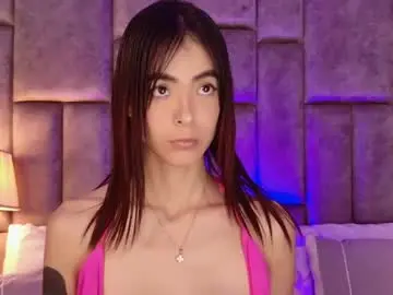 Chaturbate Live Sex Cam of chloemillerx