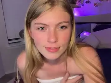 Chaturbate Adult Video Chat of elliee81