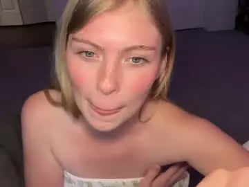 Chaturbate Sex Cam of elliee81