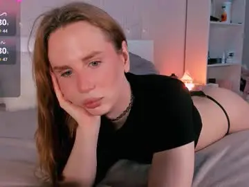 Chaturbate Free Porn Cam of kira_sunrise