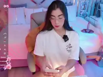 Chaturbate Live Sex of luci_tender
