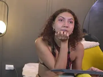 Chaturbate Best live sex cam show of mia_belmont