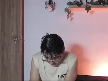 Chaturbate Live Sex Cam of mia_belmont
