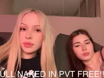 Chaturbate Adult Video Chat of mmkakpoxyi22