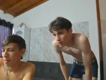 Chaturbate Best live sex cam show of playhouse_boys