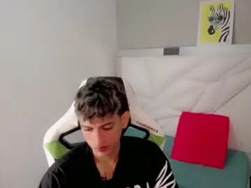 Chaturbate Free Live Porn of yosepp_cum
