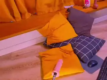 Chaturbate Sex Cam of allyaska