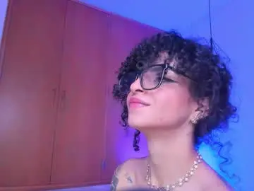 Chaturbate Adult Webcam of curlyrose_
