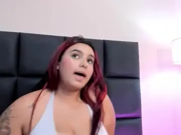 Chaturbate Live Sex Cam of ellierosee_