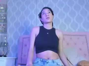 Chaturbate Live Sex Cam of emma_scott_7