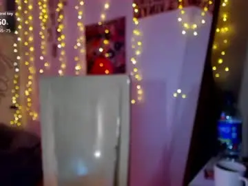 Chaturbate Live Porn of lexie_ll