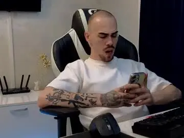 Chaturbate Best live sex cam show of richiekash