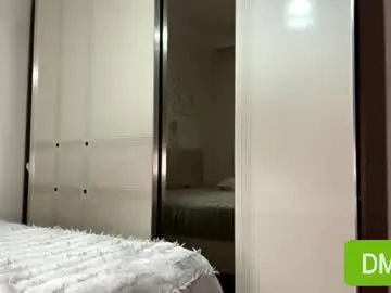 Chaturbate Live Sex Cam of yettahagins