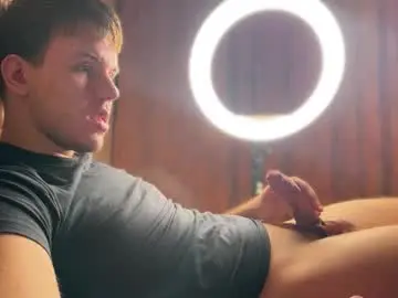 Chaturbate Adult Video Chat of christophertan