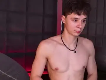 Chaturbate Nude Webcam of hugebangins_