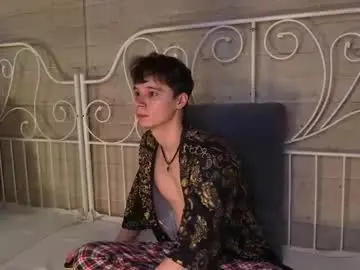 Chaturbate Free Live Porn of hugebangins_