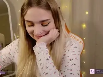 Chaturbate Live Porn of lucysbrain