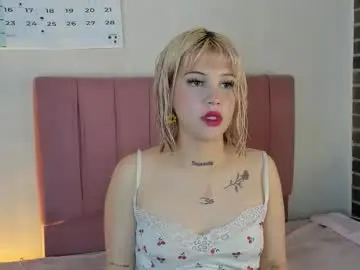 Chaturbate Live Sex Cam of samantha_browwnn