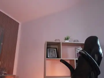 Chaturbate Free Live Porn of cleeoadams_