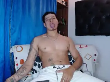 Chaturbate Live Porn of mat_kush
