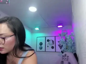 Chaturbate Live Porn of tiara_r