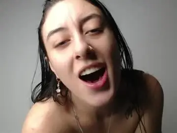 Chaturbate Free Live Porn of chloe_vahos