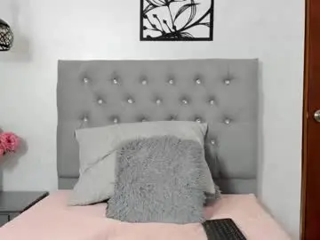 Chaturbate Free Live Porn of emily_cooper_bj