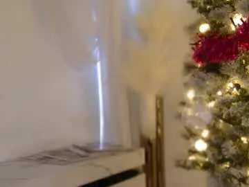 Chaturbate Live Sex Cam of lilbeccaxo