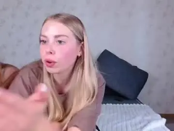 Chaturbate Live Sex Cam of sofia_here