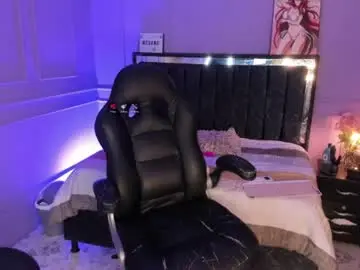 Chaturbate Live Sex Cam of amber_18x