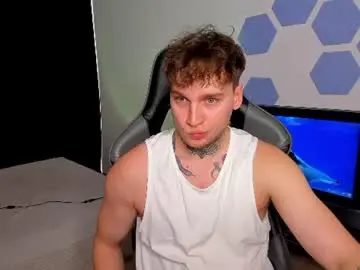 Chaturbate Live Sex Cam of chris_tyson