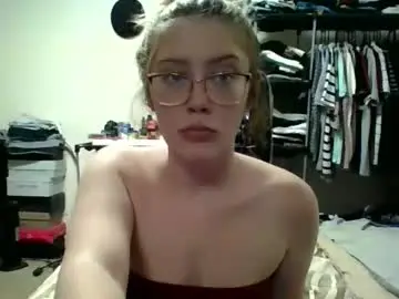 Chaturbate Free Live Porn of kayleekakesnslim