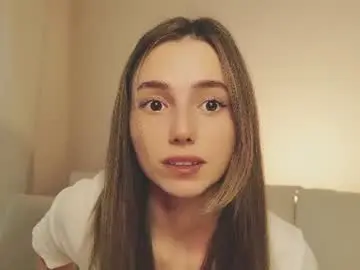 Chaturbate Free Porn Cam of shypeachmaru
