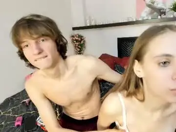 Chaturbate Watch Live Sex Cams of couplewetlove