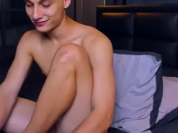 Chaturbate Private Sex Chat of kenter_parker