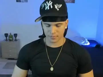 Chaturbate Live Sex Cam of sant_wahlberg