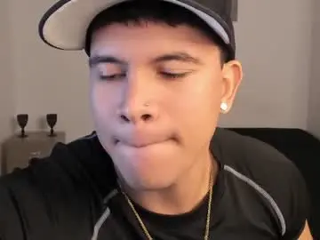 Chaturbate Watch Live Sex Cams of sant_wahlberg