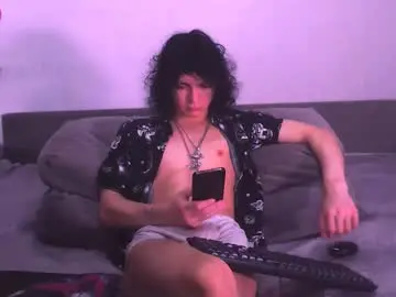 Chaturbate Live Sex Cam of dean_raven