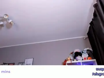 Chaturbate Adult Video Chat of vivian_qwerty