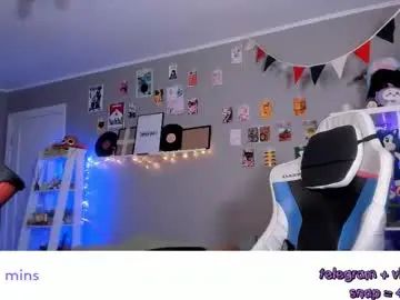 Chaturbate Watch Live Sex Cams of vivian_qwerty