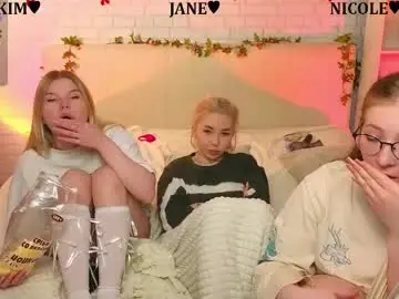 Chaturbate Adult Video Chat of _ramune_