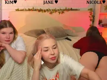 Chaturbate Live Sex Cam of _ramune_