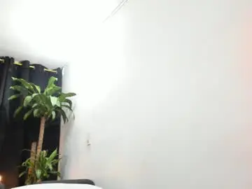 Chaturbate Live Sex Cam of lia_and_felipe