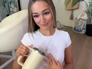 Chaturbate Free Porn Cam of luvlivvyy